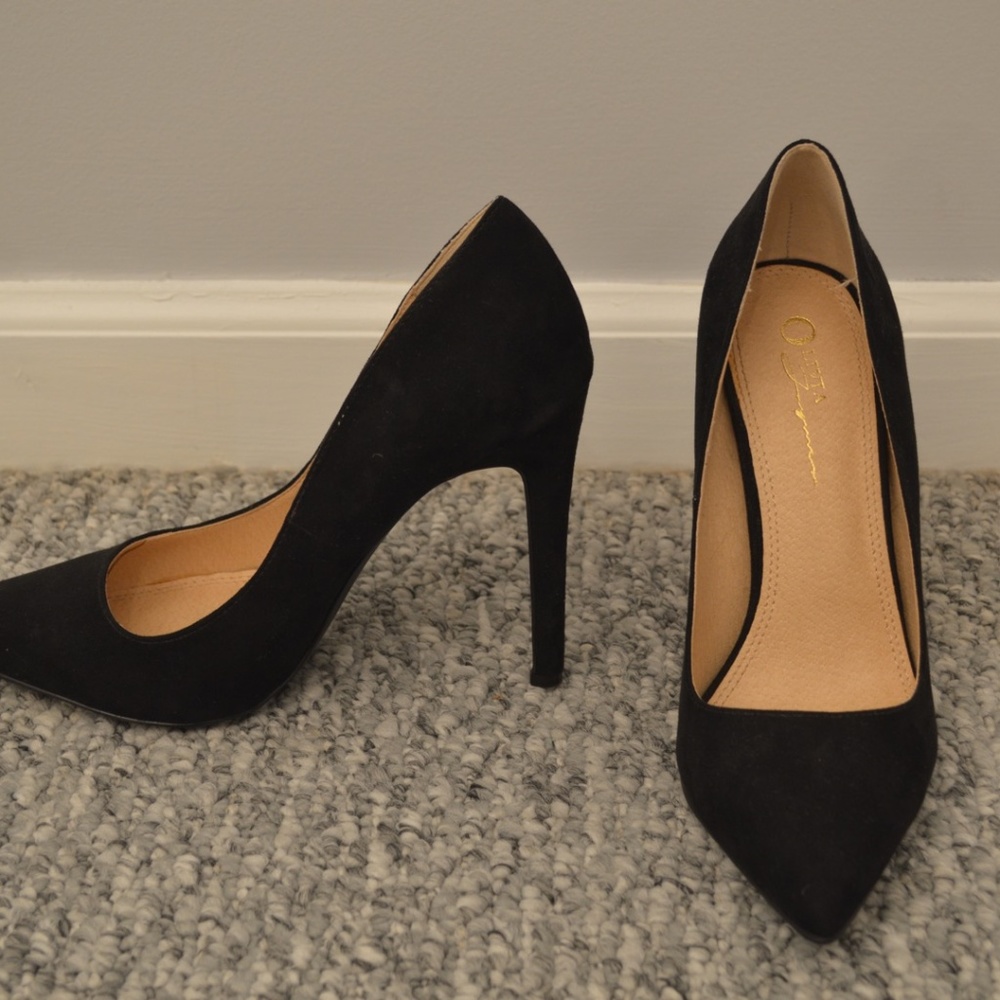 Windsor Black 4in Heel, Pointed Toe, Closed Toe
